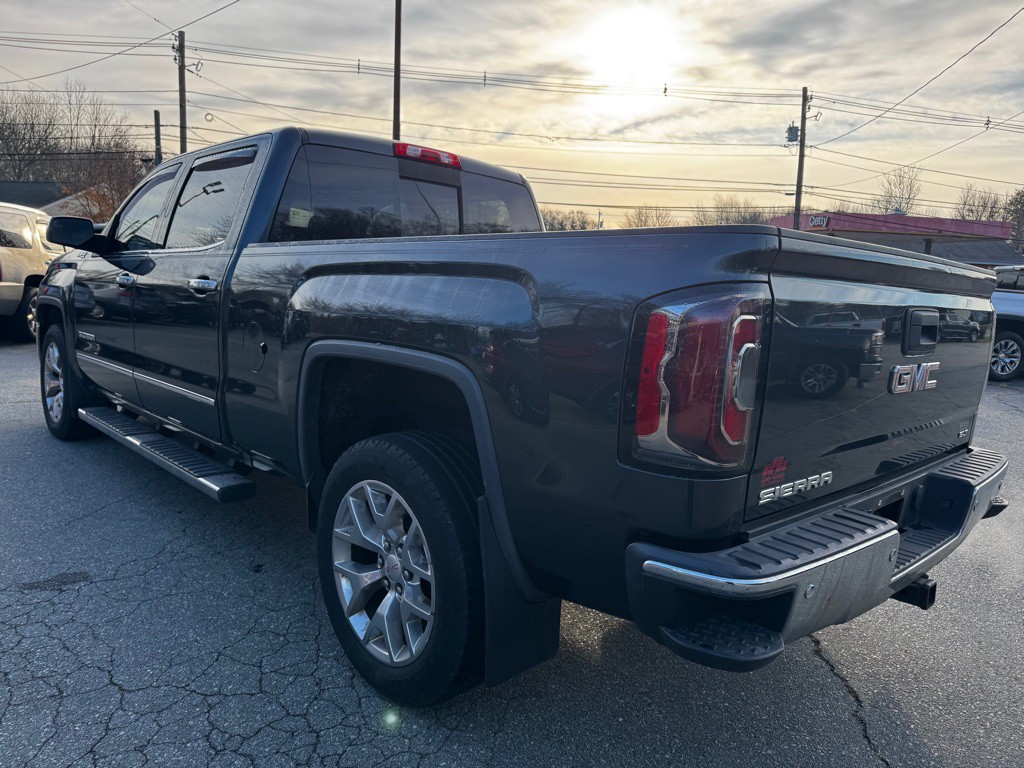 2018 GMC Sierra Image 3