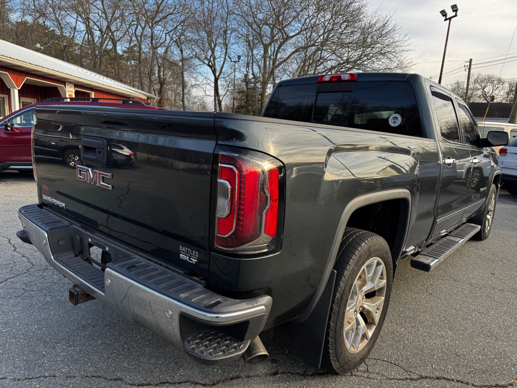 2018 GMC Sierra Image 8