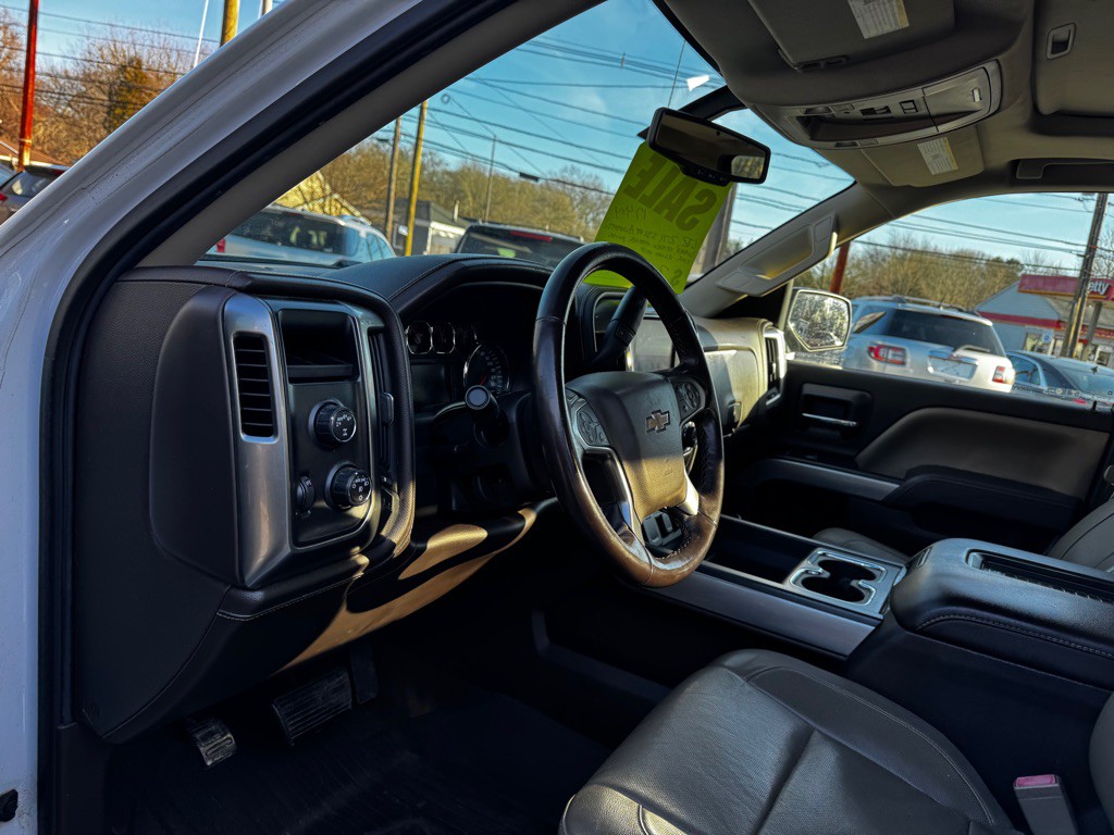 2017 Chevrolet Silverado 1500 Image 8