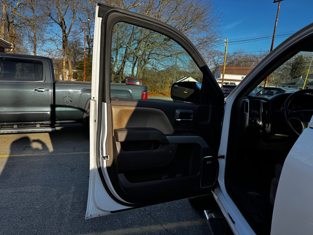 2017 Chevrolet Silverado 1500 Image 13