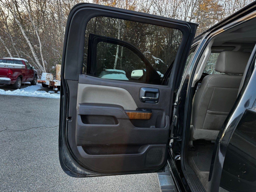 2017 GMC Sierra Image 17