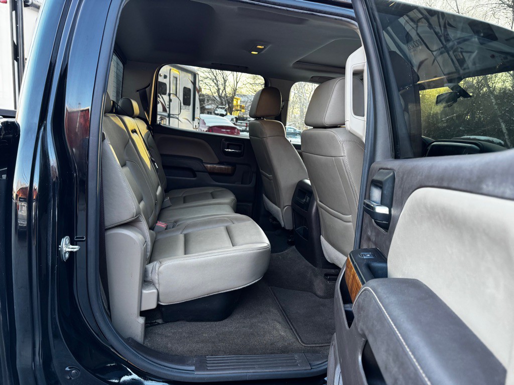 2017 GMC Sierra Image 23