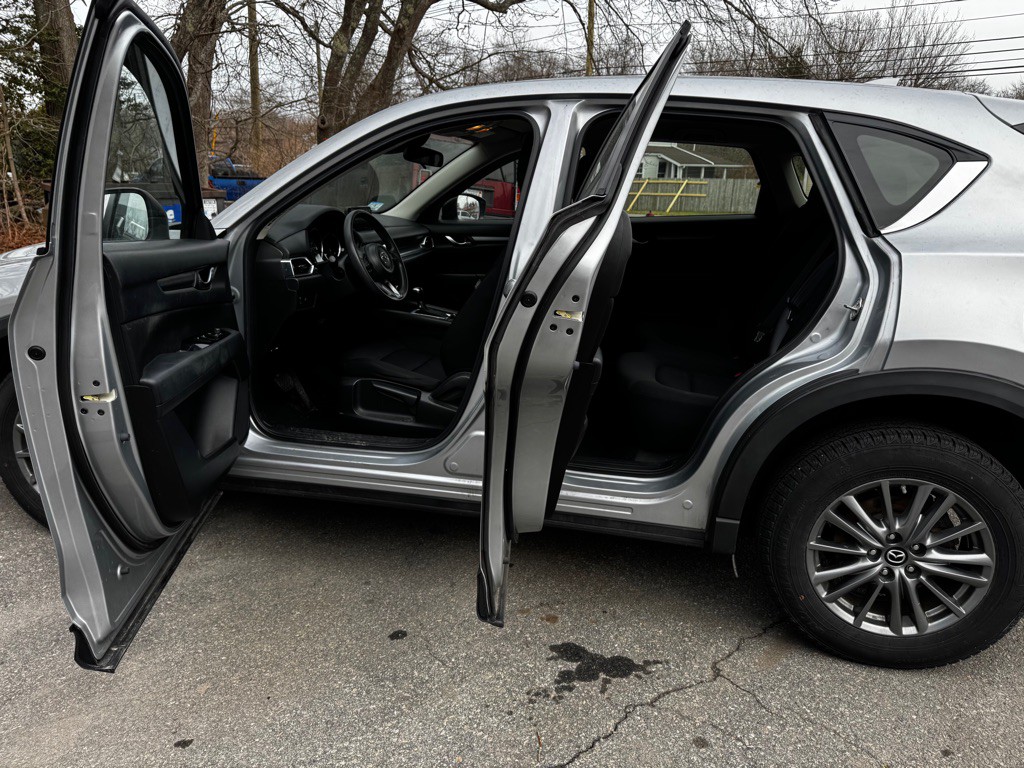 2017 Mazda CX-5 Image 9