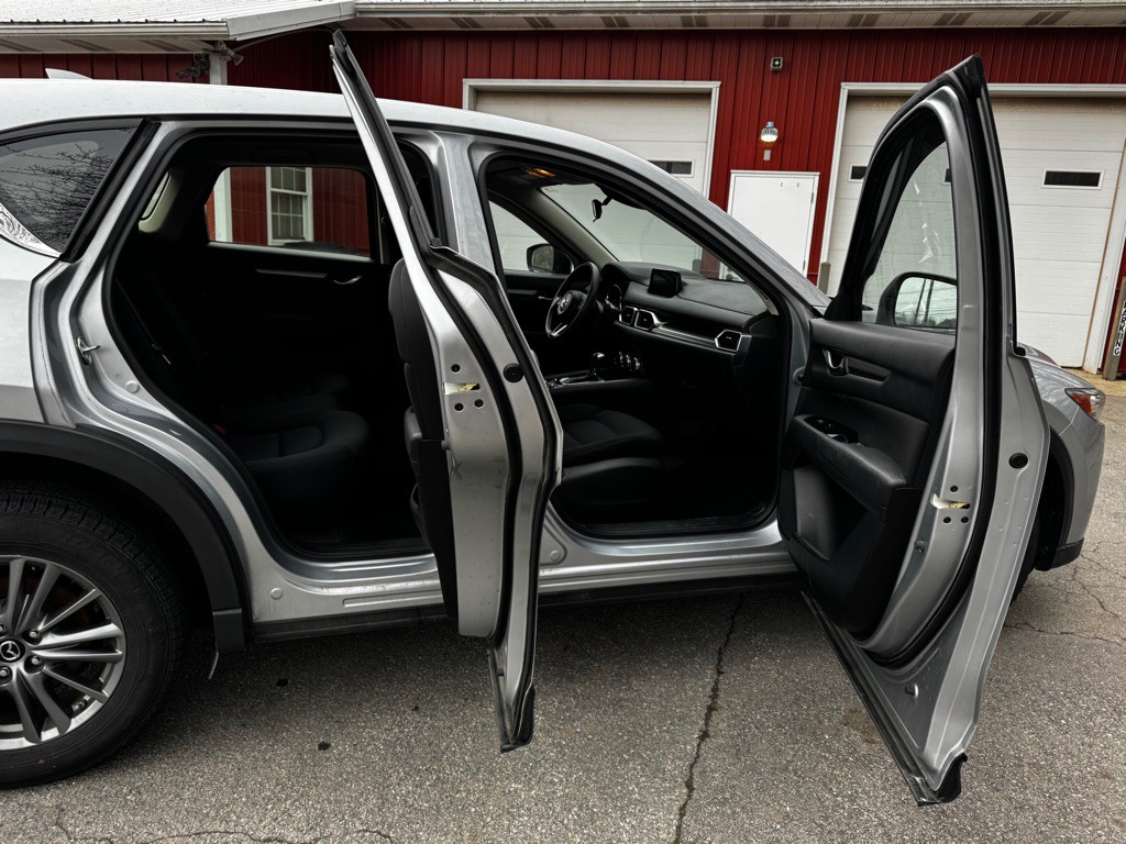 2017 Mazda CX-5 Image 16