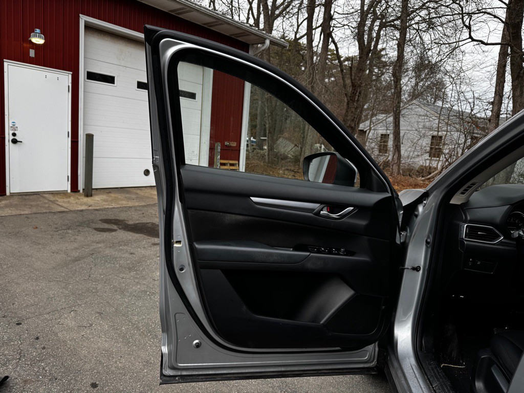 2017 Mazda CX-5 Image 24
