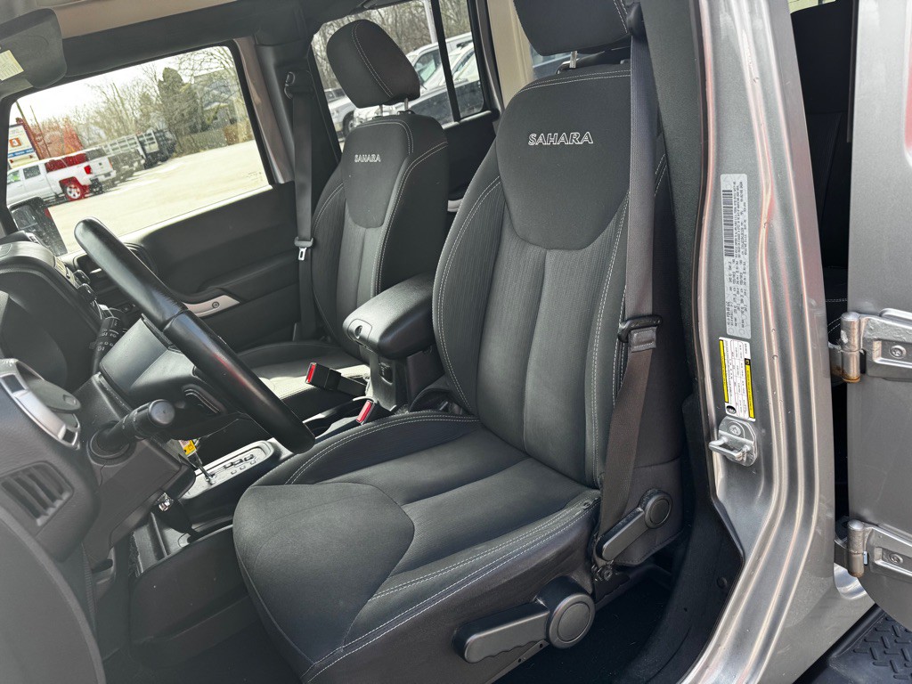 2017 Jeep Wrangler Unlimited Image 12