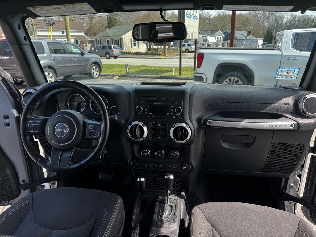 2017 Jeep Wrangler Unlimited Image 17