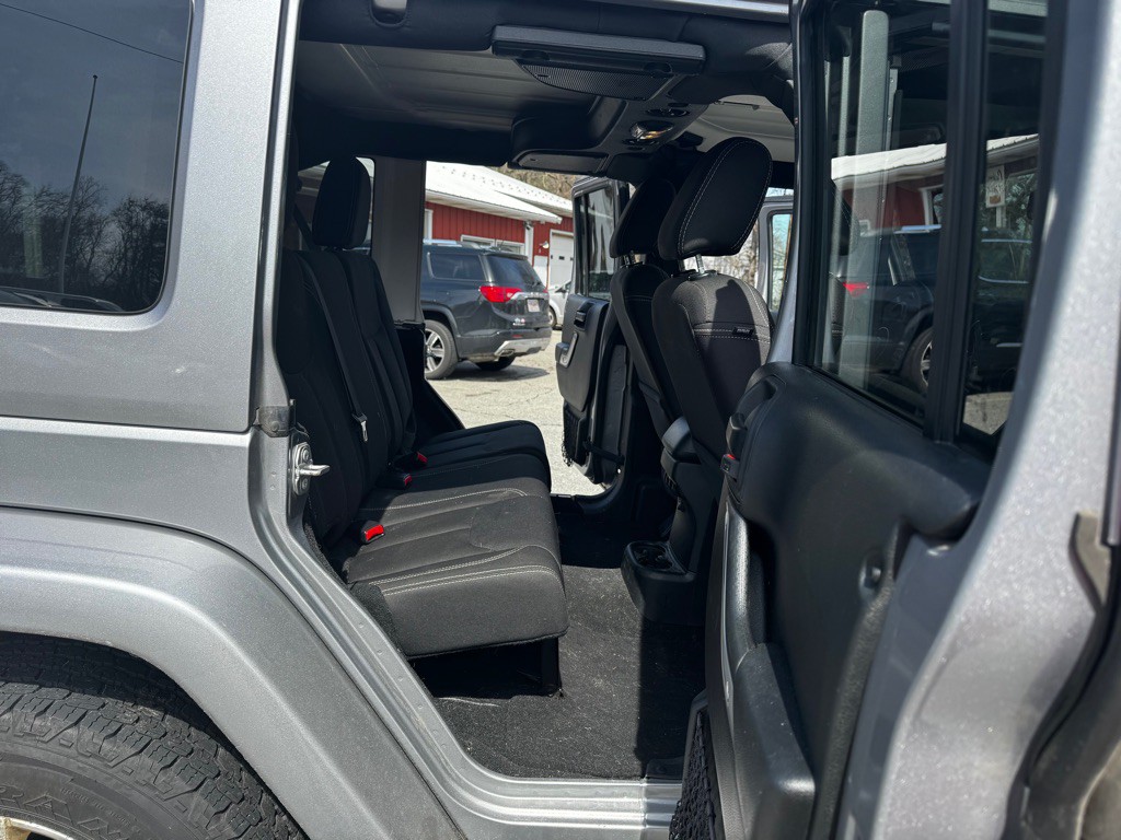 2017 Jeep Wrangler Unlimited Image 23