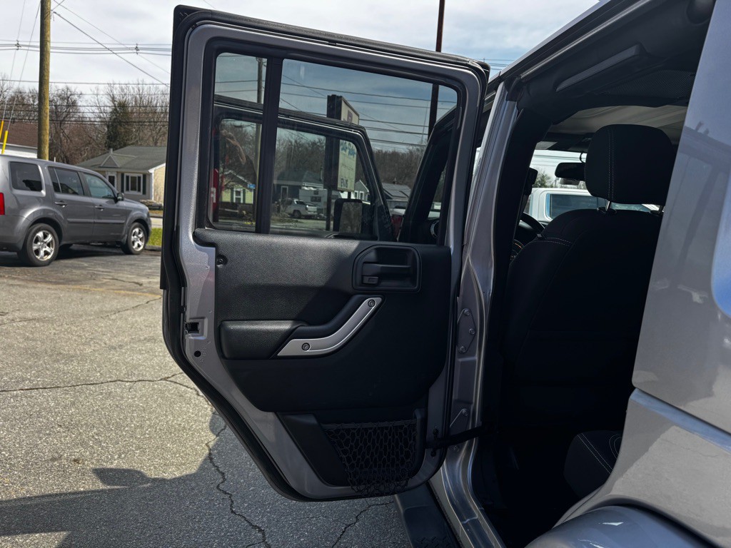 2017 Jeep Wrangler Unlimited Image 29