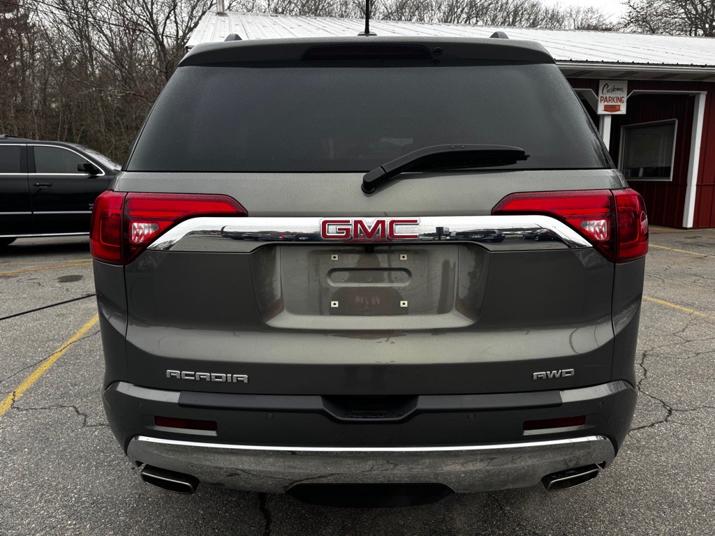 2018 GMC Acadia Image 5