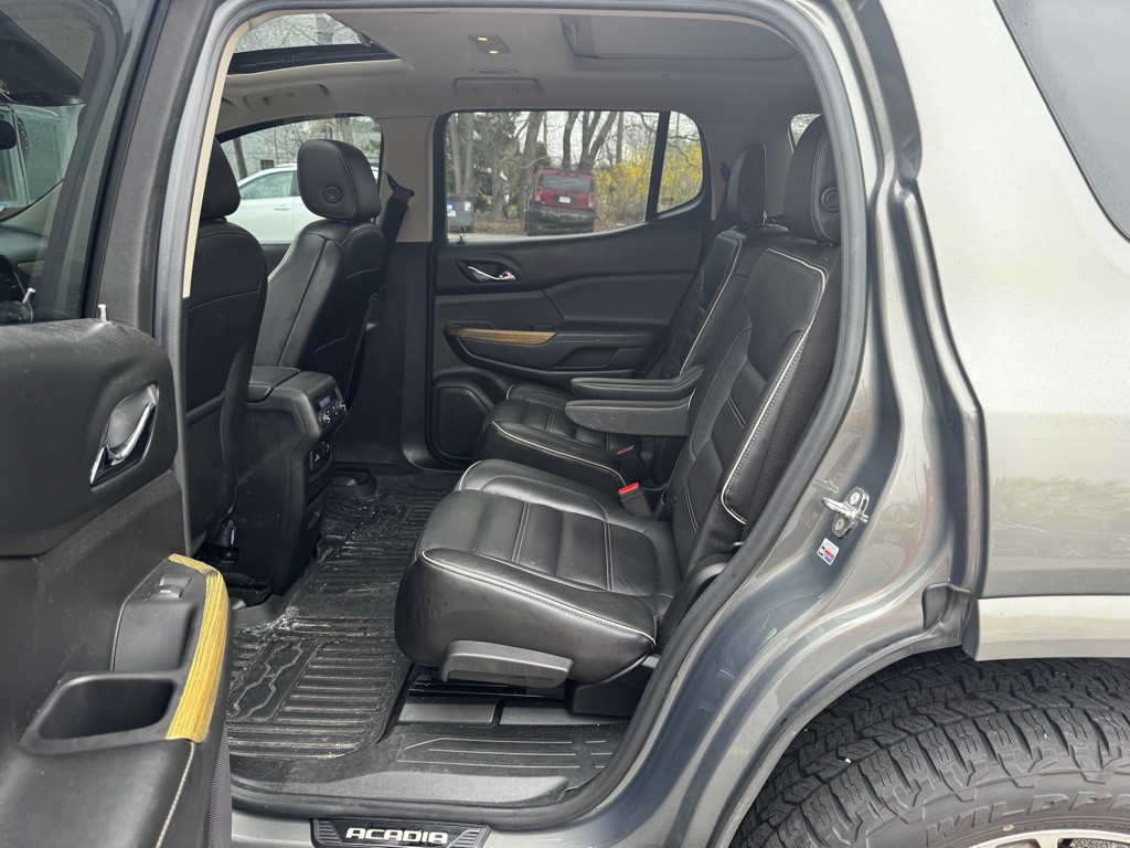 2018 GMC Acadia Image 15