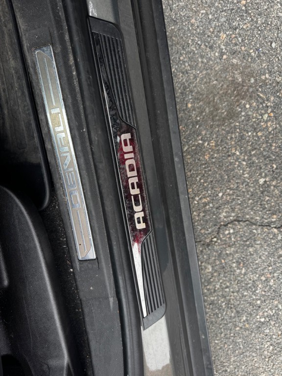 2018 GMC Acadia Image 19