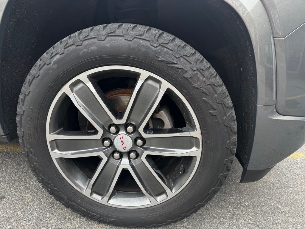 2018 GMC Acadia Image 32