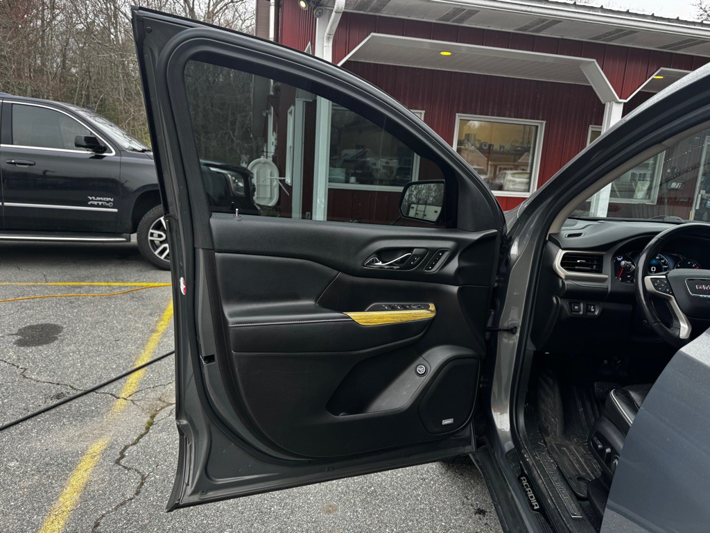 2018 GMC Acadia Image 33