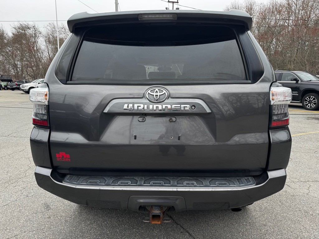 2015 Toyota 4Runner Image 4