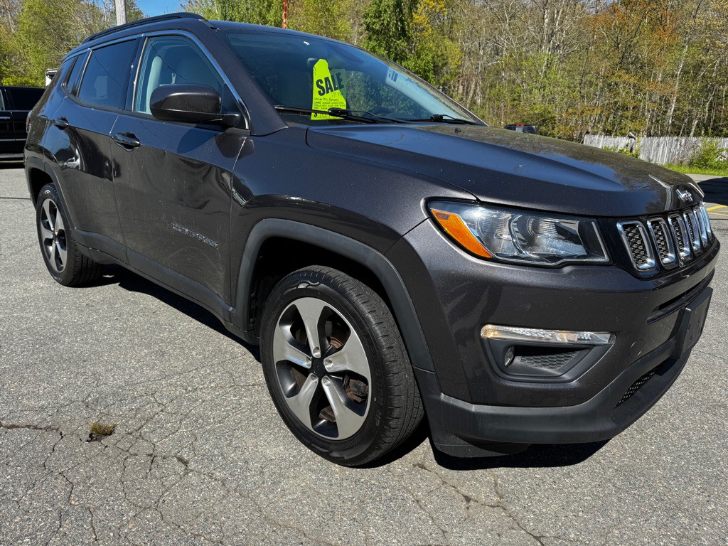 2017 Jeep Compass Image 6