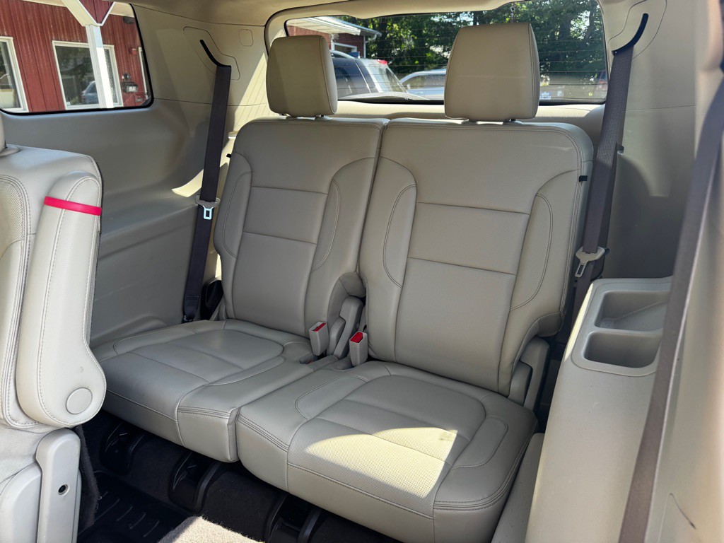 2017 GMC Acadia Image 16