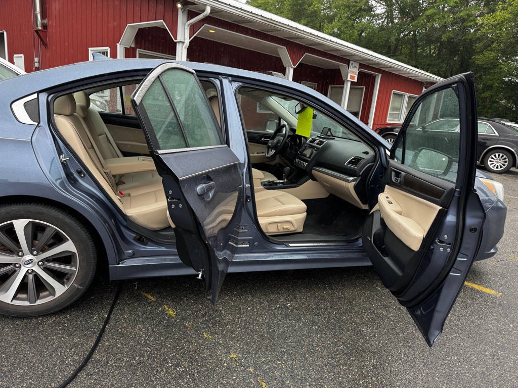 2016 Subaru Legacy Image 20