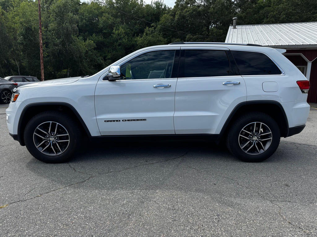 2018 Jeep Grand Cherokee Image 2