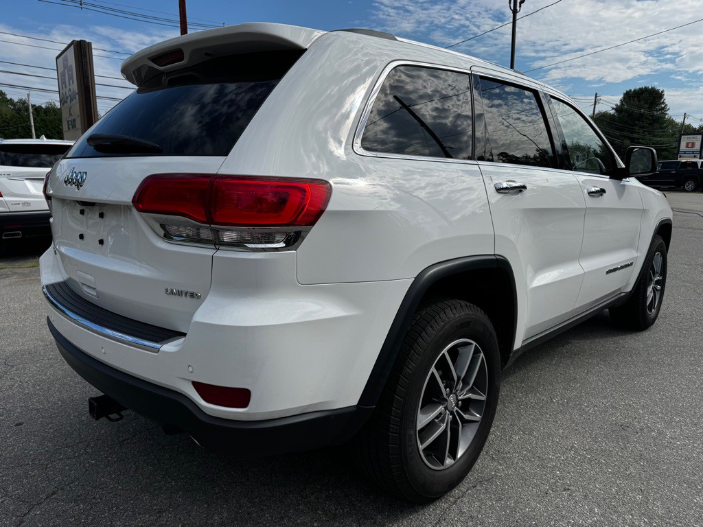 2018 Jeep Grand Cherokee Image 8