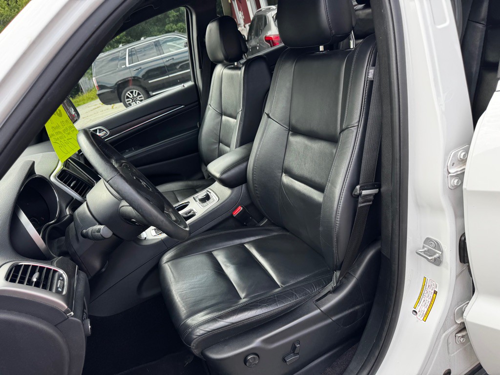 2018 Jeep Grand Cherokee Image 12
