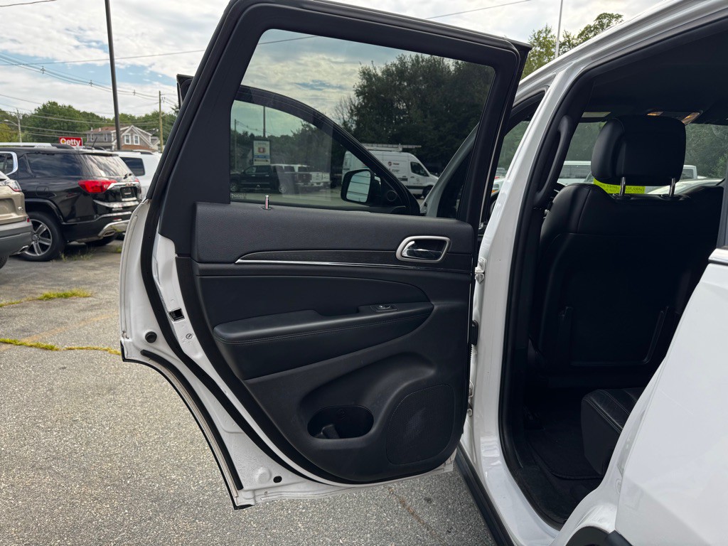 2018 Jeep Grand Cherokee Image 18
