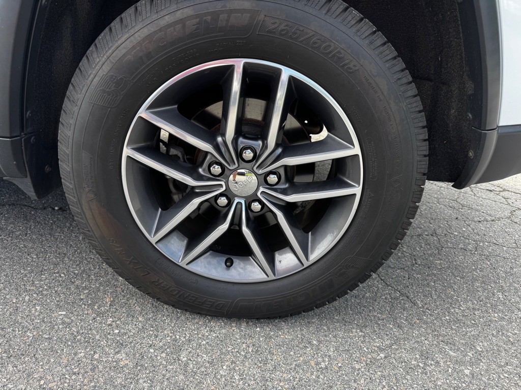 2018 Jeep Grand Cherokee Image 33