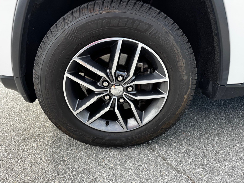 2018 Jeep Grand Cherokee Image 34