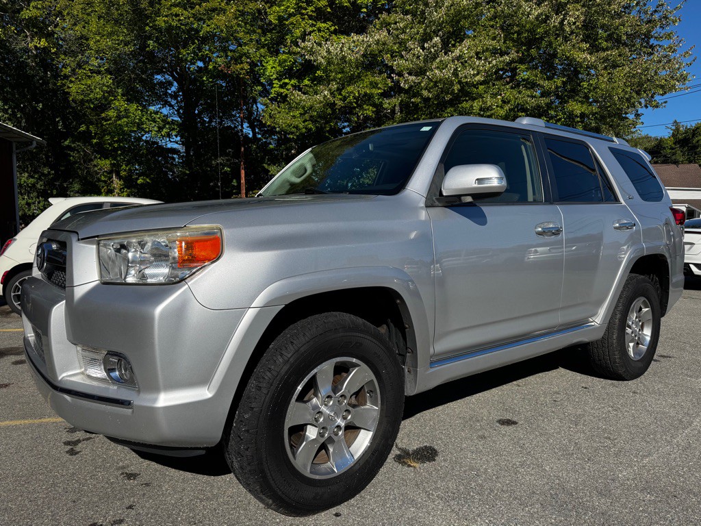 2012 Toyota 4Runner Image 1