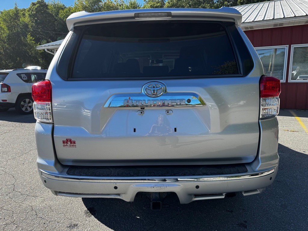 2012 Toyota 4Runner Image 5