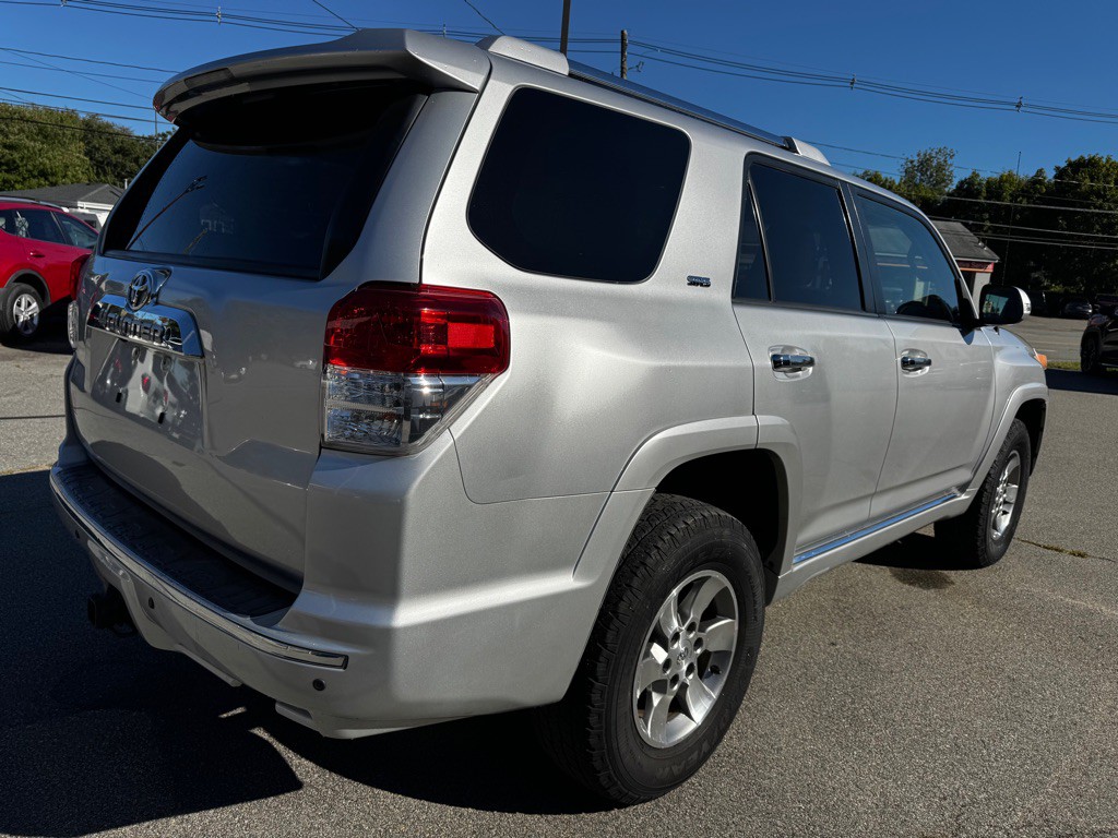 2012 Toyota 4Runner Image 8