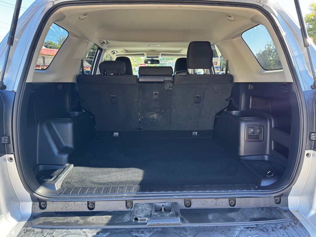 2012 Toyota 4Runner Image 28