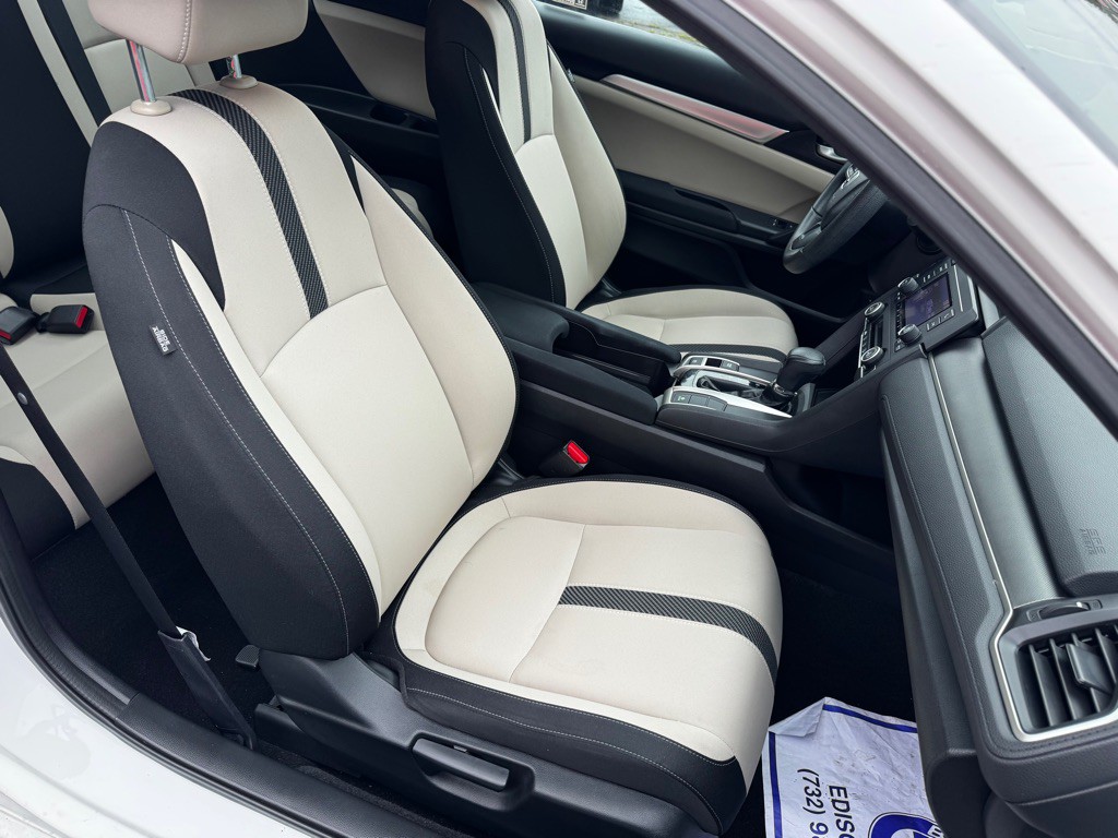 2018 Honda Civic Image 18