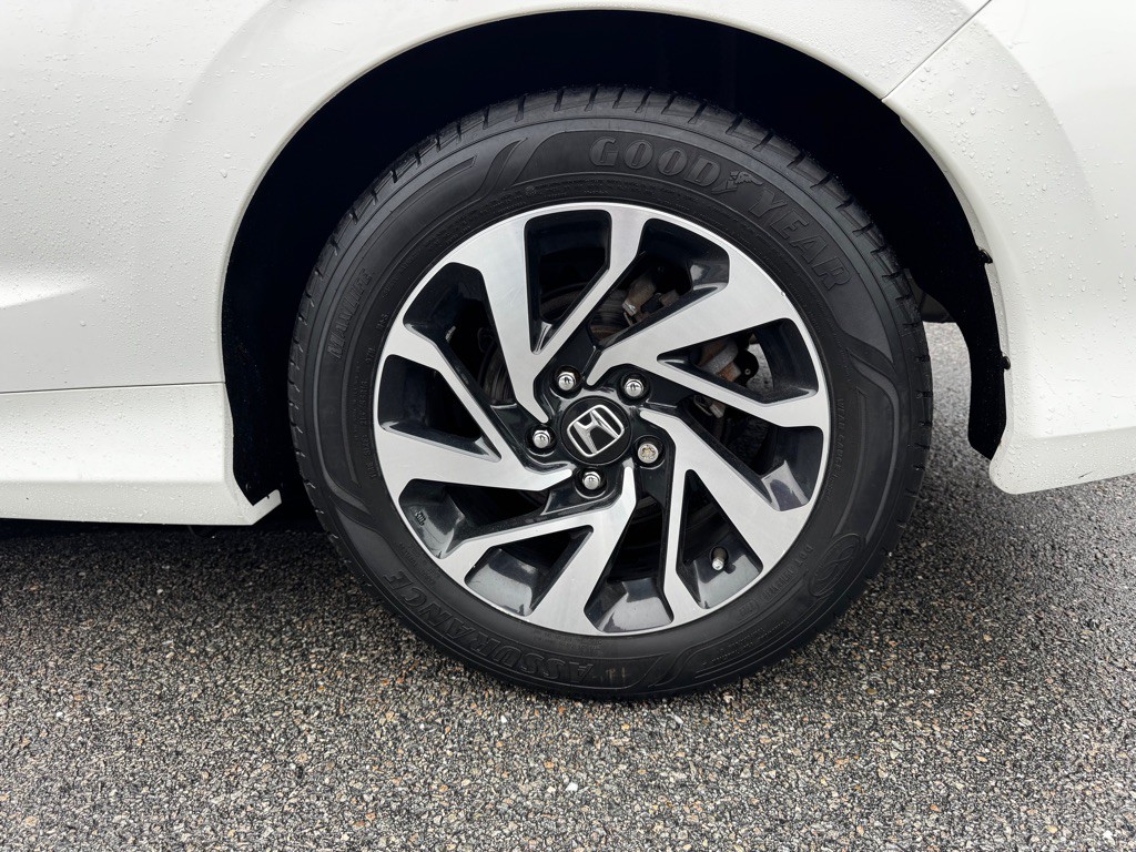 2018 Honda Civic Image 27
