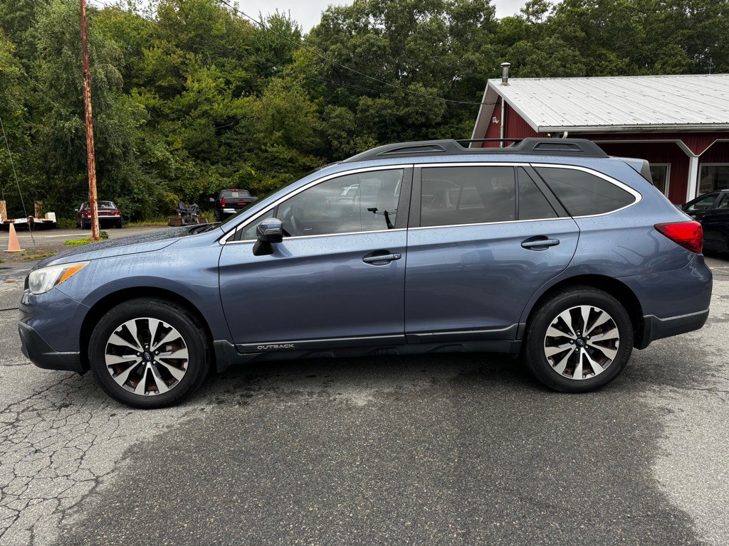 2016 Subaru Outback Image 2