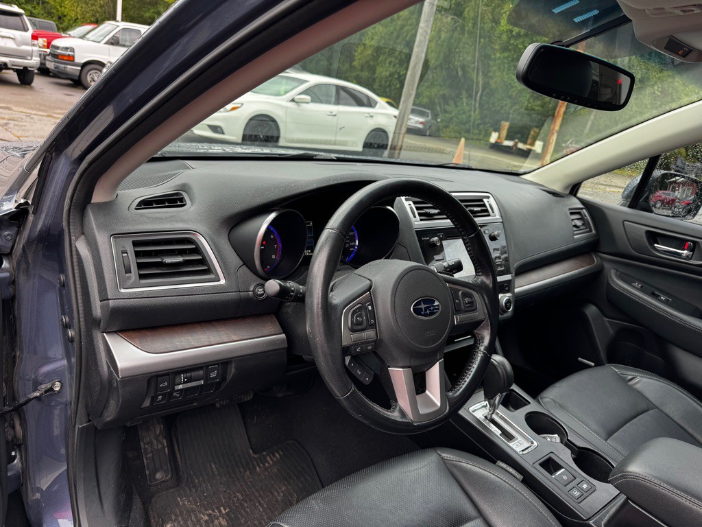 2016 Subaru Outback Image 10