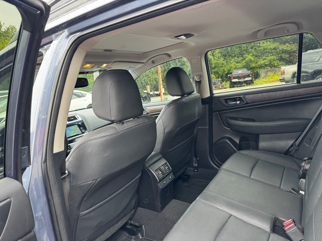 2016 Subaru Outback Image 14