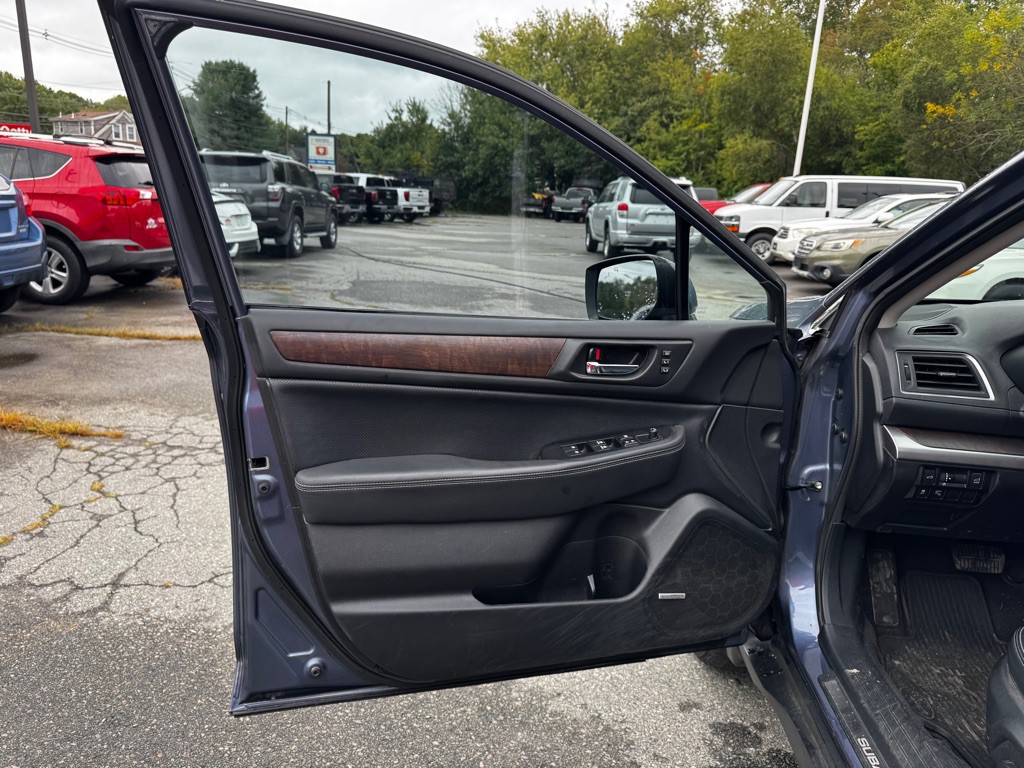 2016 Subaru Outback Image 18