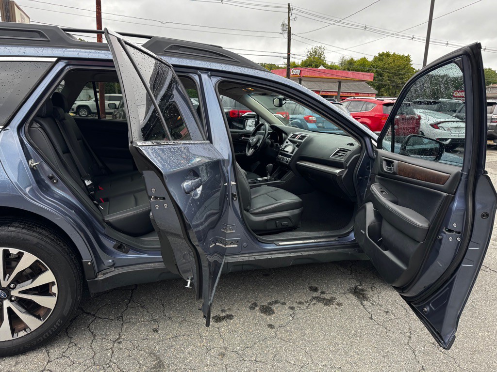 2016 Subaru Outback Image 21
