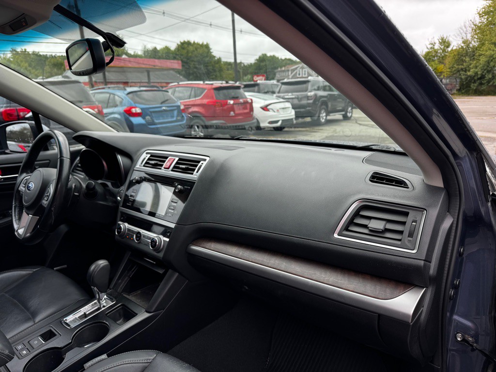 2016 Subaru Outback Image 22