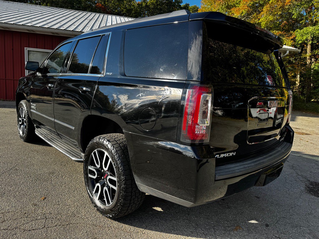 2017 GMC Yukon Image 3