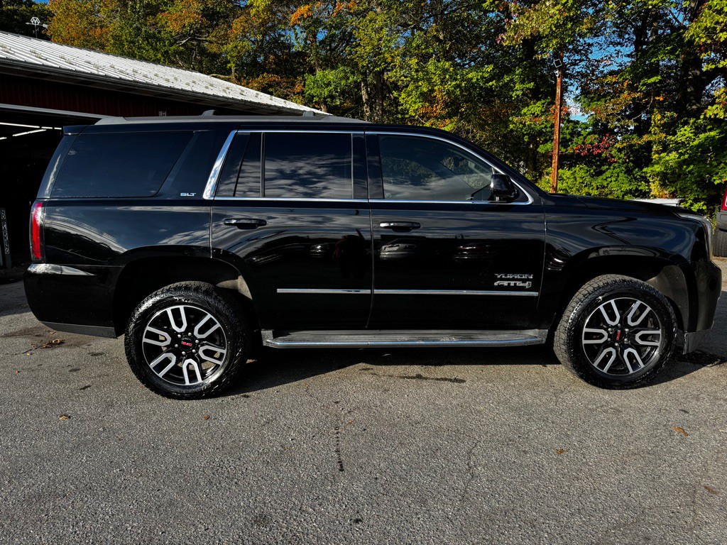 2017 GMC Yukon Image 7