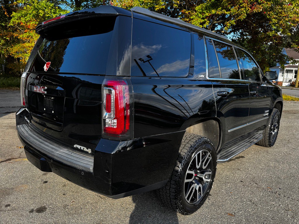 2017 GMC Yukon Image 8