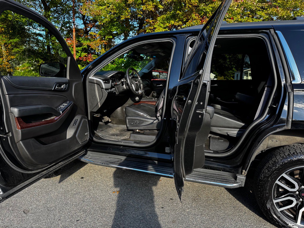 2017 GMC Yukon Image 9