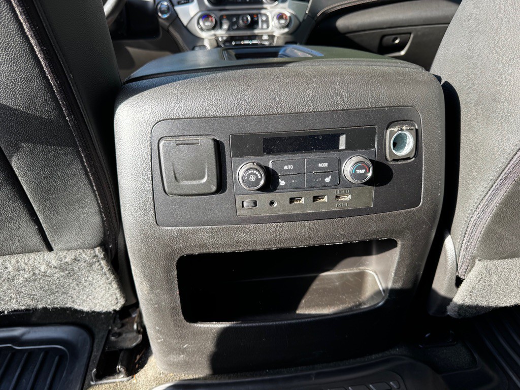 2017 GMC Yukon Image 18