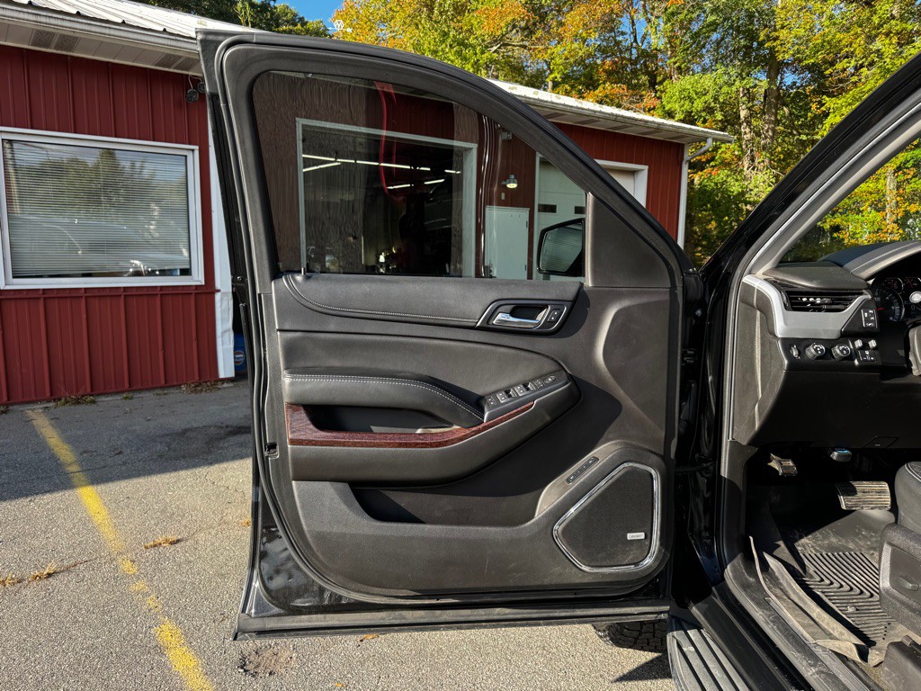 2017 GMC Yukon Image 19