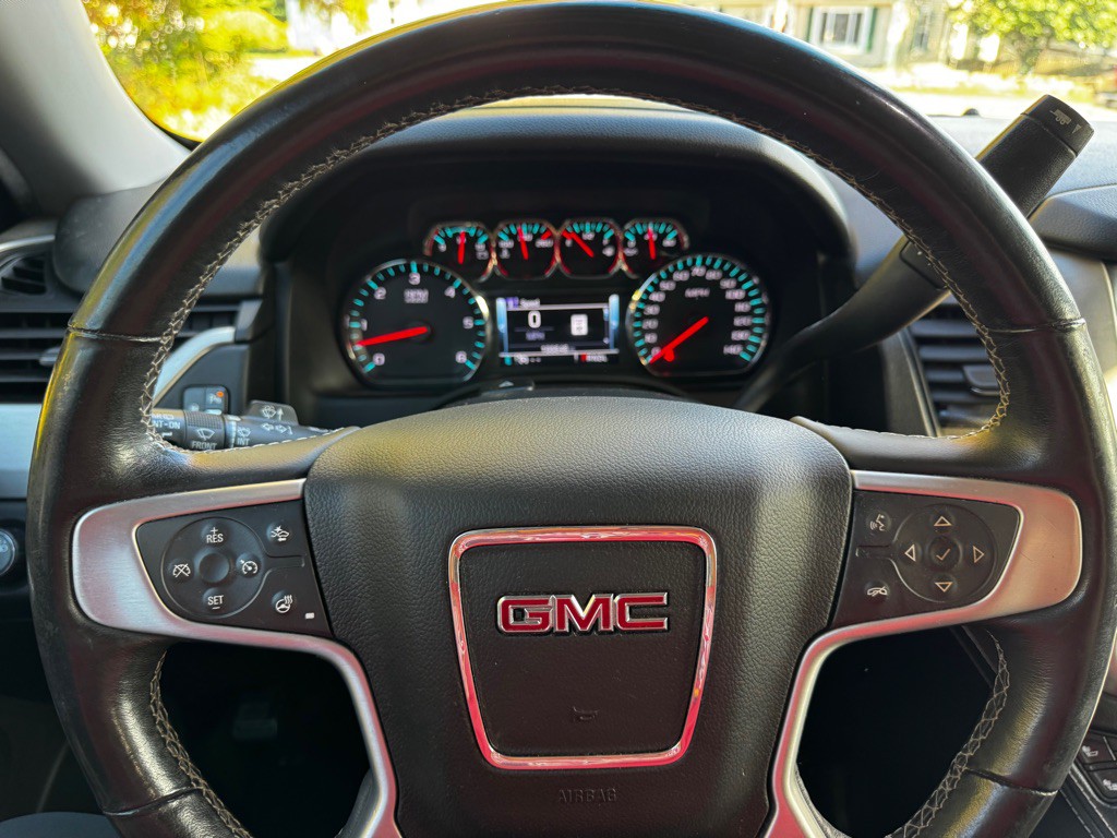 2017 GMC Yukon Image 30