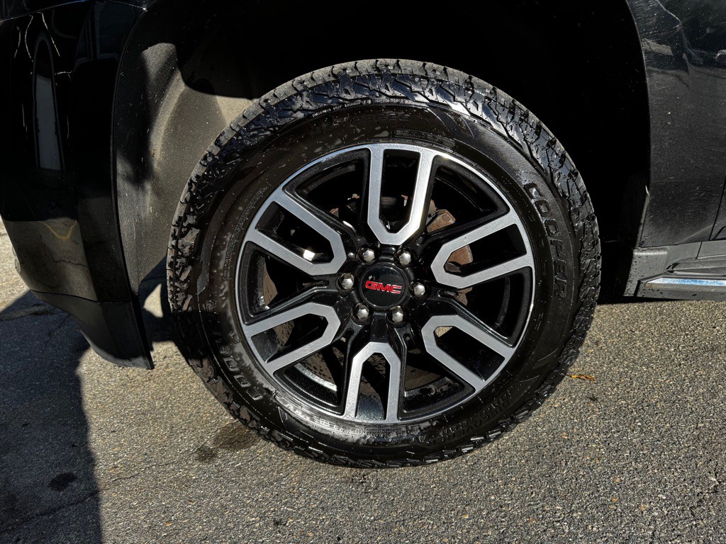 2017 GMC Yukon Image 36