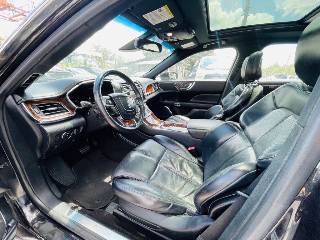 2019 Lincoln Continental Image 15