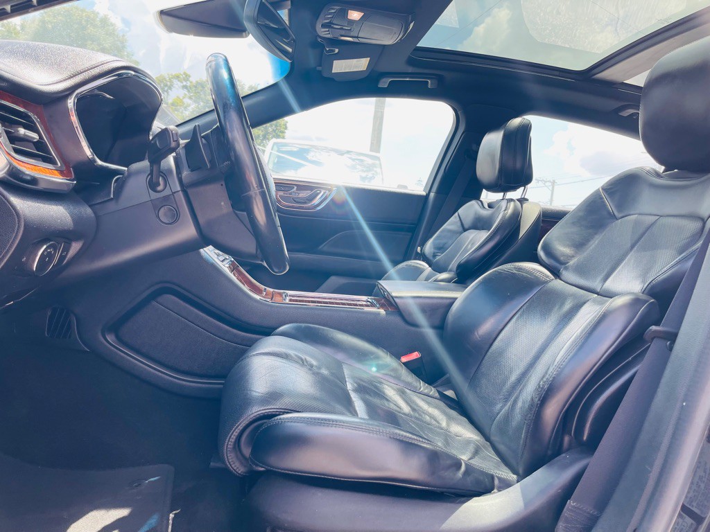 2019 Lincoln Continental Image 18